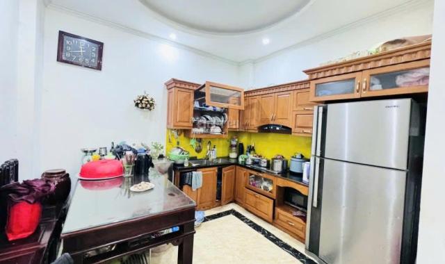 BÁN NHÀ TĐC THƯỢNG THANH  LONG BIÊN, PHÂN LÔ, VỈA HÈ, Ô TÔ TRÁNH, GA RA, KD, GIÁ MỀM