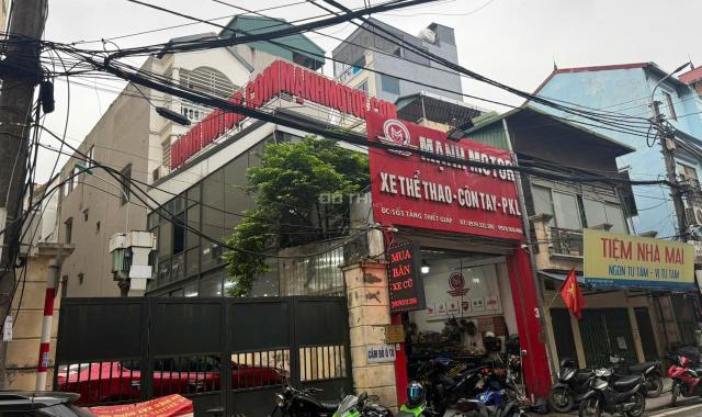 Chính chủ bán nhà mặt phố 146m2- 4 tầng, đang kinh doanh tốt, 1 mặt tiền, 1 mặt thoáng.