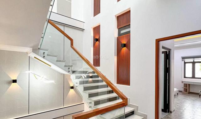 Nhà vừa mới xây xong, trung tâm Thủ Dầu Một giá rẻ