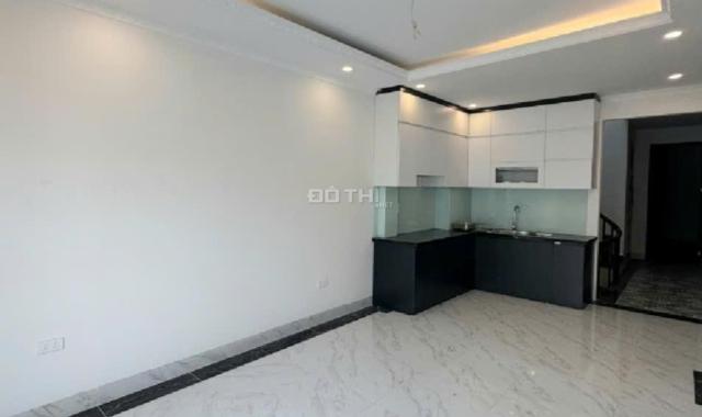 BÁN NHÀ HỒNG TIẾN LONG BIÊN, TẶNG NỘI THẤT CHẤT, THANG MÁY, GẦN PHỐ 56M2, 11.X TỶ