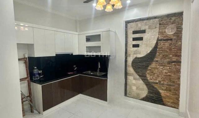 Nhà mới đẹp TT Đống Đa, lô góc gần phố nhỉnh 10 tỷ