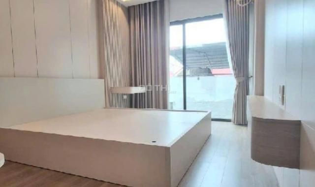 BÁN NHÀ VŨ ĐỨC THẬN, Ô TÔ VAO NHÀ, TẶNG NỘI THẤT LONG LANH, GẦN PHỐ, 6 TẦNG, CHỈ 7.X  TỶ