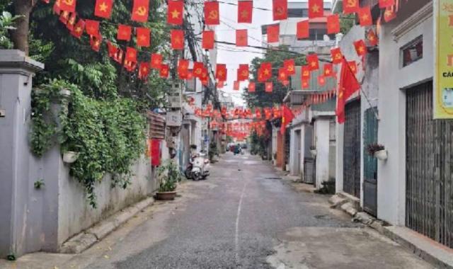 BÁN NHÀ VŨ ĐỨC THẬN, Ô TÔ VAO NHÀ, TẶNG NỘI THẤT LONG LANH, GẦN PHỐ, 6 TẦNG, CHỈ 7.X  TỶ