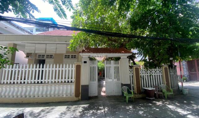 Bán đất tặng nhà c4- Phan tứ_ khu du lịch biển _ phố tây Đà Nẵng