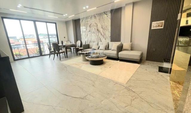 TUYỆT PHẨM. BÁN NHÀ LÂM HẠ BỒ ĐỀ, GA RA Ô TÔ CAMRY, THANG MÁY, TẶNG NỘI THẤT TIỀN TỈ, GIÁ MỀM