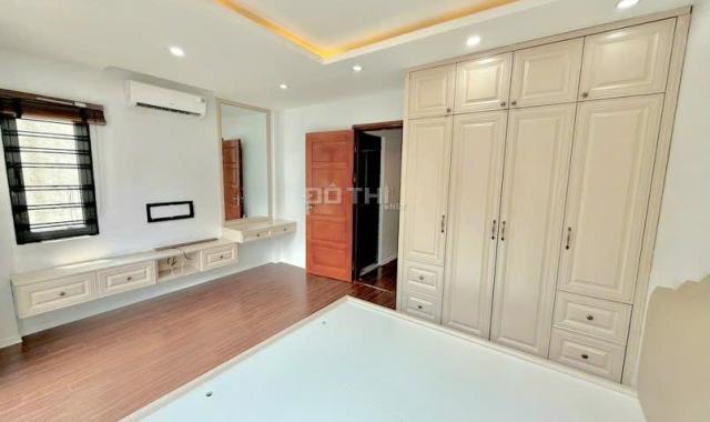 BÁN NHÀ HỒNG TIẾN, LÔ GÓC, GARA Ô TÔ CAMRY, GẦN PHỐ, MT KHỦNG, TẶNG NỘI THẤT CHẤT, GIÁ MỀM