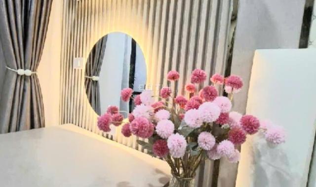 BÁN NHÀ THẠCH BÀN LONG BIÊN, PHÂN LÔ, Ô TÔ VÀO NHÀ, THANG MÁY, TẶNG NỘI THẤT CHẤT, GIÁ MỀM