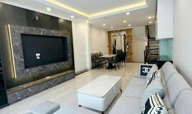 BÁN NHÀ SÀI ĐỒNG, LONG BIÊN, KINH DOANH , GARA Ô TÔ CAMRY, THANG MÁY, Ô TÔ TRÁNH, NGÕ NHƯ PHỐ, CÓ 8