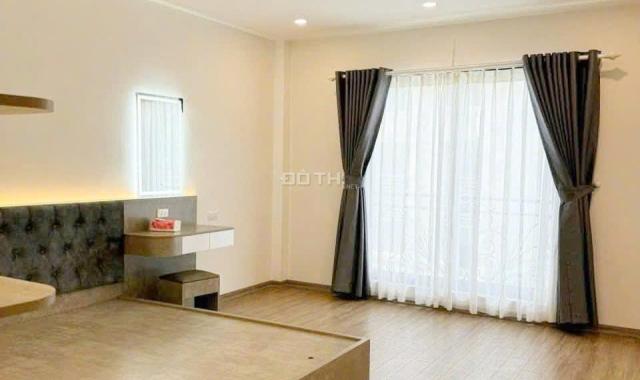 BÁN NHÀ SÀI ĐỒNG, LONG BIÊN, KINH DOANH , GARA Ô TÔ CAMRY, THANG MÁY, Ô TÔ TRÁNH, NGÕ NHƯ PHỐ, CÓ 8