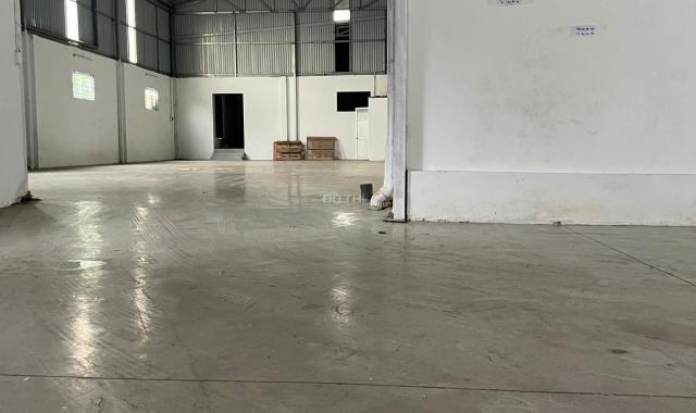 KHO, XƯỞNG 400m CHO THUÊ Tại.CỰ KHỐI. LONG BIÊN. HÀ NỘI