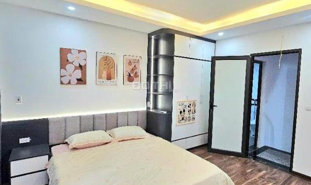 BÁN NHÀ CỔ LINH LONG BIÊN, Ô TÔ NHỎ VÀO NHÀ, MẶT TIỀN KHỦNG, TẶNG NỘI THẤT CHẤT, CHỈ 8.x TỶ