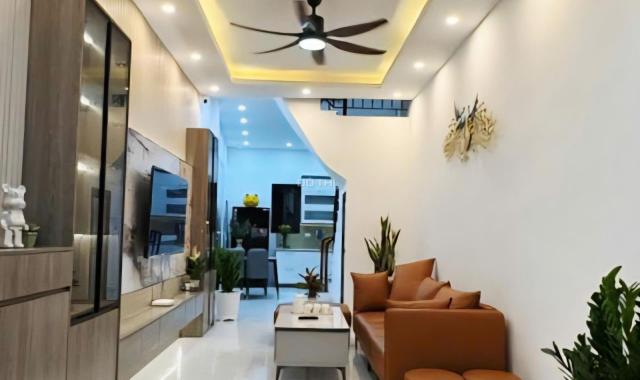 Cực hiếm nhà đẹp Đội Cấn ngõ thông ô tô đỗ cổng mặt tiền rộng 45m² x 5 tầng hơn 10 tỷ