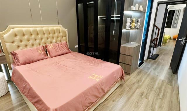Cực hiếm nhà đẹp Đội Cấn ngõ thông ô tô đỗ cổng mặt tiền rộng 45m² x 5 tầng hơn 10 tỷ
