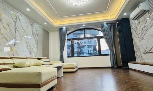 Bán nhà Nguyễn Văn Linh 6 tầng thang máy, kinh doanh, ô tô mt hơn 5m 17.3 tỷ