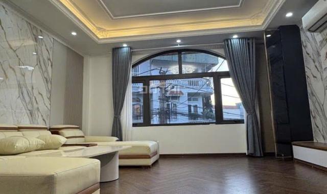 Bán nhà Nguyễn Văn Linh 6 tầng thang máy, kinh doanh, ô tô mt hơn 5m 17.3 tỷ