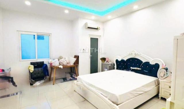 Bán gấp hẻm oto Nguyễn xí - khu phân lô bàn cờ - 4 Tầng - 85m2 giá chỉ 13.4 Tỷ