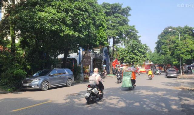🌿Bán nhà 40m² phố Nguyễn Thị Định – 5 tầng chắc chắn, gần phố, giá 14,3 tỷ