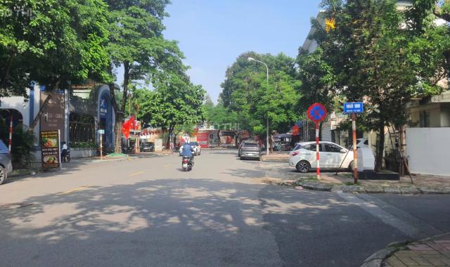 🌿Bán nhà 40m² phố Nguyễn Thị Định – 5 tầng chắc chắn, gần phố, giá 14,3 tỷ