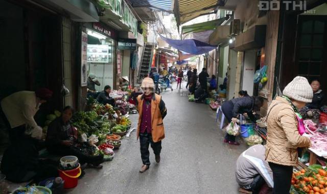 Cho thuê nhà mặt phố Gia Ngư- Quận Hoàn Kiếm Hà Nội.