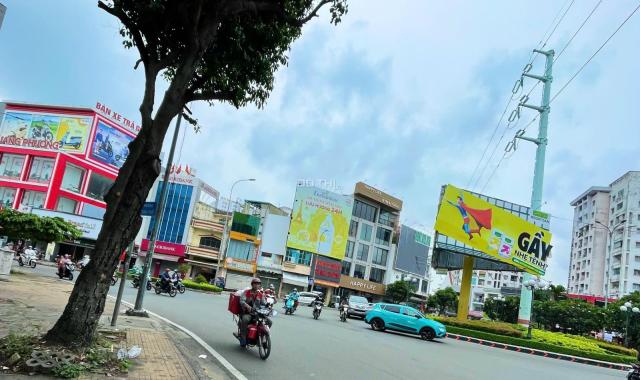 Nhà 4 Tầng mặt tiền Hẻm 5m, P14-Q11, mát mẻ vào ở ngay chỉ 6,3 tỉ