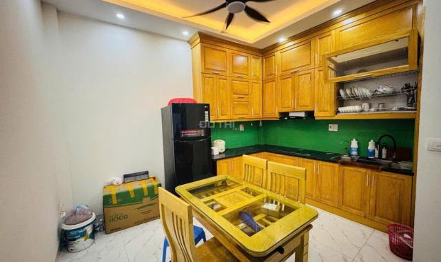 NHÀ ĐẸP DÂN XÂY – LÔ GÓC 2 MẶT THOÁNG – GẦN Ô TÔ – FULL NỘI THẤT – Ở NGAY