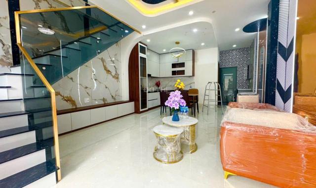Ms 924🔴 Nhà Đẹp 1 Trệt 1 Lầu- Gần Chợ Thánh Tâm- Tân Biên- Xe Hơi Tận Nhà- 3PN- Hướng Nam