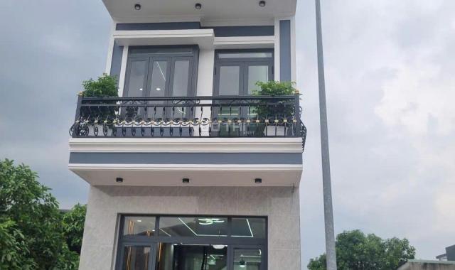 Nhà Bình Chuẩn KDC Lê Phong 1 trệt 2 lầu