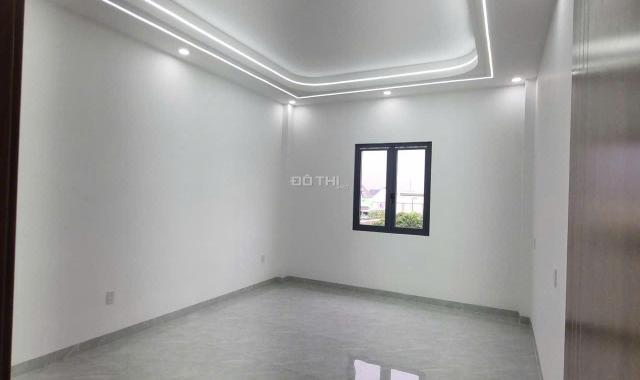 Nhà Bình Chuẩn KDC Lê Phong 1 trệt 2 lầu