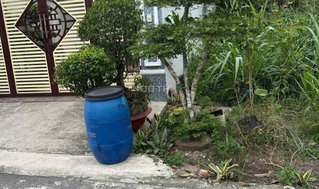 Cần bán gấp đất Phú An, Bến Cát, Bình Dương DT 200m2, có 100m2 thổ cư.
