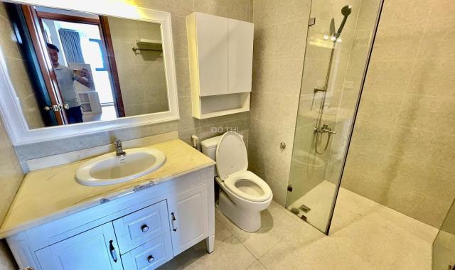 Bán căn hộ Emerald Mỹ Đình Sông Đà 97m2 3PN Full nội thất xịn