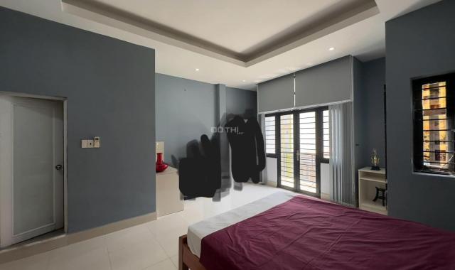 Cho thuê phòng trọ phan xích long giá rẻ có ban công