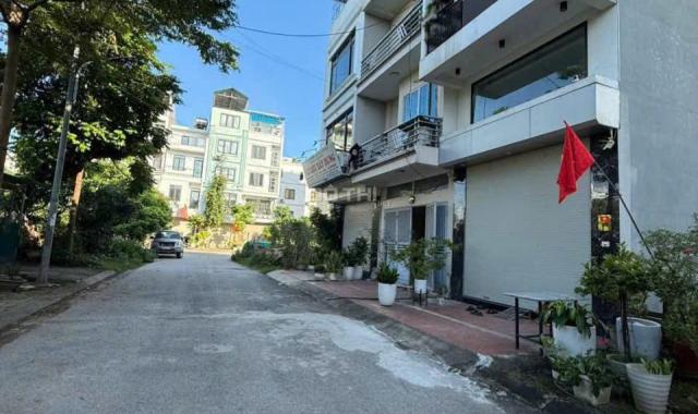 Lô đất phân lô Mặt phố Thị Cấm Xuân Phương cực hiếm giá 8 tỷ 8