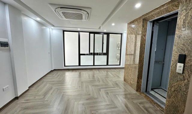 Nhà 6 Tầng Việt Hưng – Gần Chợ, Gần Đê  🏡 NHÀ ĐẸP VIỆT HƯNG – NGÕ RỘNG, OTO ĐỖ CỔNG – 6 TẦNG Ở NGA