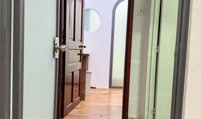 Căn hộ 2PN Lũy Bán Bích, Tân Phú giá chỉ 6,2 triệu/tháng