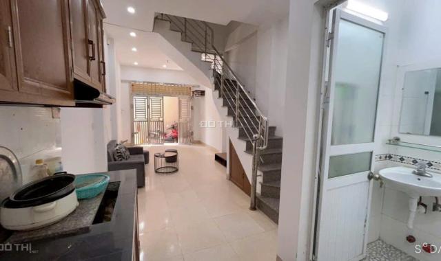 Bán nhà 37m2 4 tầng 2 thoáng Trung tâm Mỹ Đình giá hơn 6 tỷ