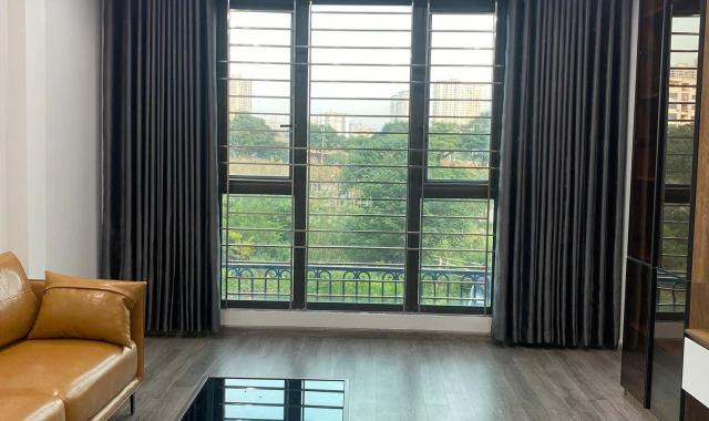 Phân lô  34M 7T thang máy full nội thất giá 13 tỷ TT Mỹ Đình