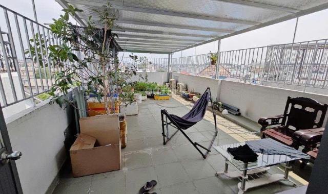 Nhà đẹp vị trí tốt gần trường đại học Kinh tế Luật tại Linh Xuân Thủ Đức - hẻm nhựa xe hơi rộng rải