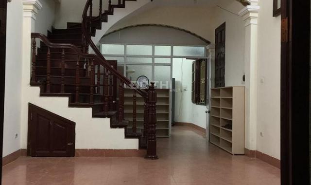 Tìm người ở ghép cản nam và nữ tuổi dưới 35