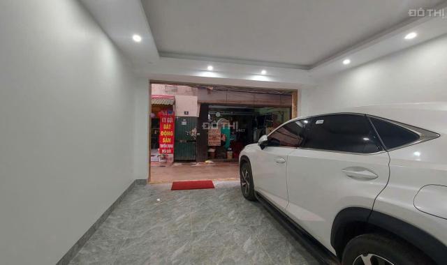 Bán nhà đường Hồ Tùng Mậu cạnh Trụ sở Phường Từ Liêm 45m 8 tầng thang máy