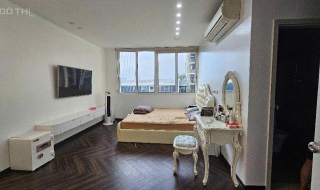 Chủ tặng nội thất hơn 1 tỷ nhà VĂN QUÁN, Dt 45M², 5 TẦNG, Ô TÔ –12,45 TỶ