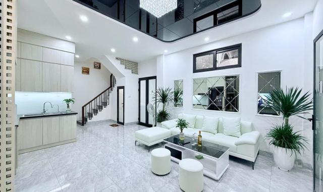 SIÊU PHẨM LÔ GÓC, NHÀ ĐẸP Ở LUÔN, NGÕ THÔNG, THANG MÁY Ô TÔ CÁCH NHÀ 20M. SÂN CHƠI CHỈ 15 MÉT.  Thi