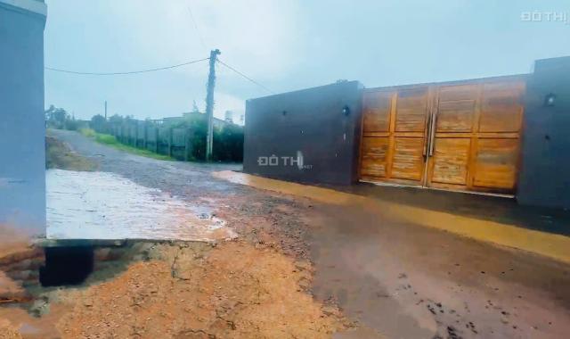 Chính Chủ Cần Bán Đất Thổ Cư 2 Mặt Tiền Cách UBND Chỉ 200m