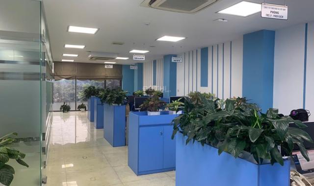 Cho thuê VP 170m2 ngay ngã tư Vạn Phúc - Tố Hữu