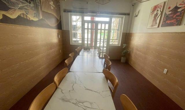 Cho thuê nhà, mặt bằng kinh doanh 140 m² mặt tiền 61 phan huy ích p 15 q Tân Bình