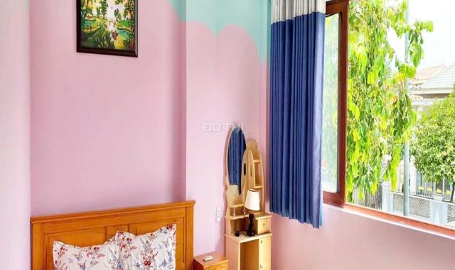 Bán nhà nghỉ 12 phòng Tân Hiệp – Mặt tiền 12m cực hiếm – Thu ngay 15 triệu/tháng!