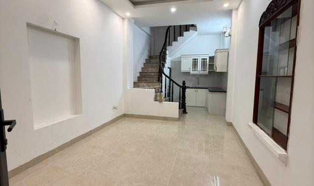 Cho thuê nha nguyên căn tai 254D Minh Khai , Mai Động , Hà Nôi . 0907046556