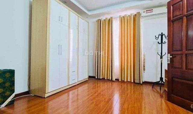 Bán nhà phố Đào Tấn, Ba Đình, 34m2, 5 tầng, 7.x tỷ