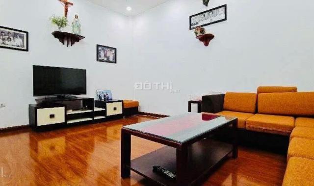 Bán nhà phố Đào Tấn, Ba Đình, 34m2, 5 tầng, 7.x tỷ