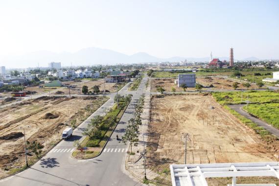 Bán nhanh lô đất 125m2 đối diện bến xe Đà Nẵng, gần chợ Hòa An giá chỉ 580 triệu (50%)