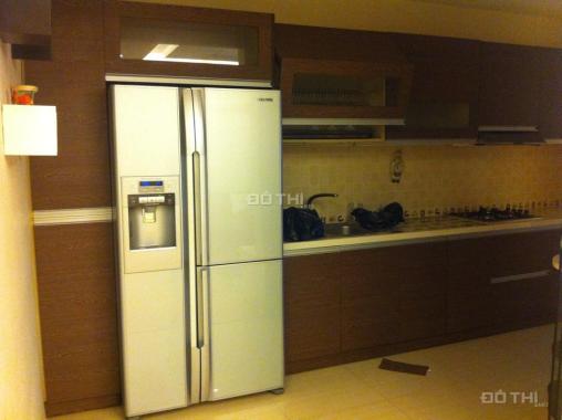 Cho thuê chung cư 17T1 Trung Hòa Nhân Chính căn penthouse 153m2, giá 14 triệu/tháng